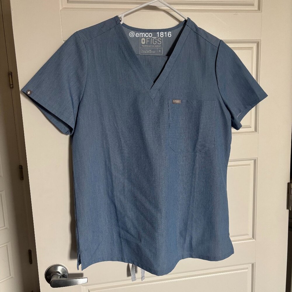 FIGS Catarina One-Pocket Scrub Top, Denim Blue, Size M